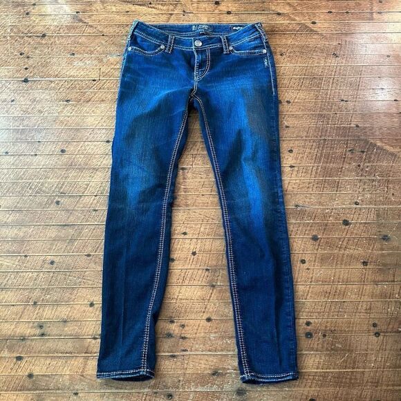 Silver western Suki skinny cowboycore distressed 30x31 jeans - Picture 1 of 4